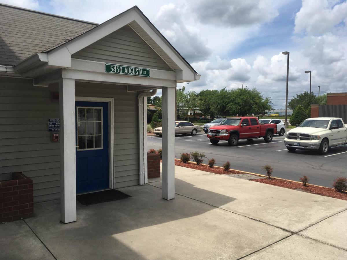 Intown Suites Extended Stay Savannah Ga Екстер'єр фото